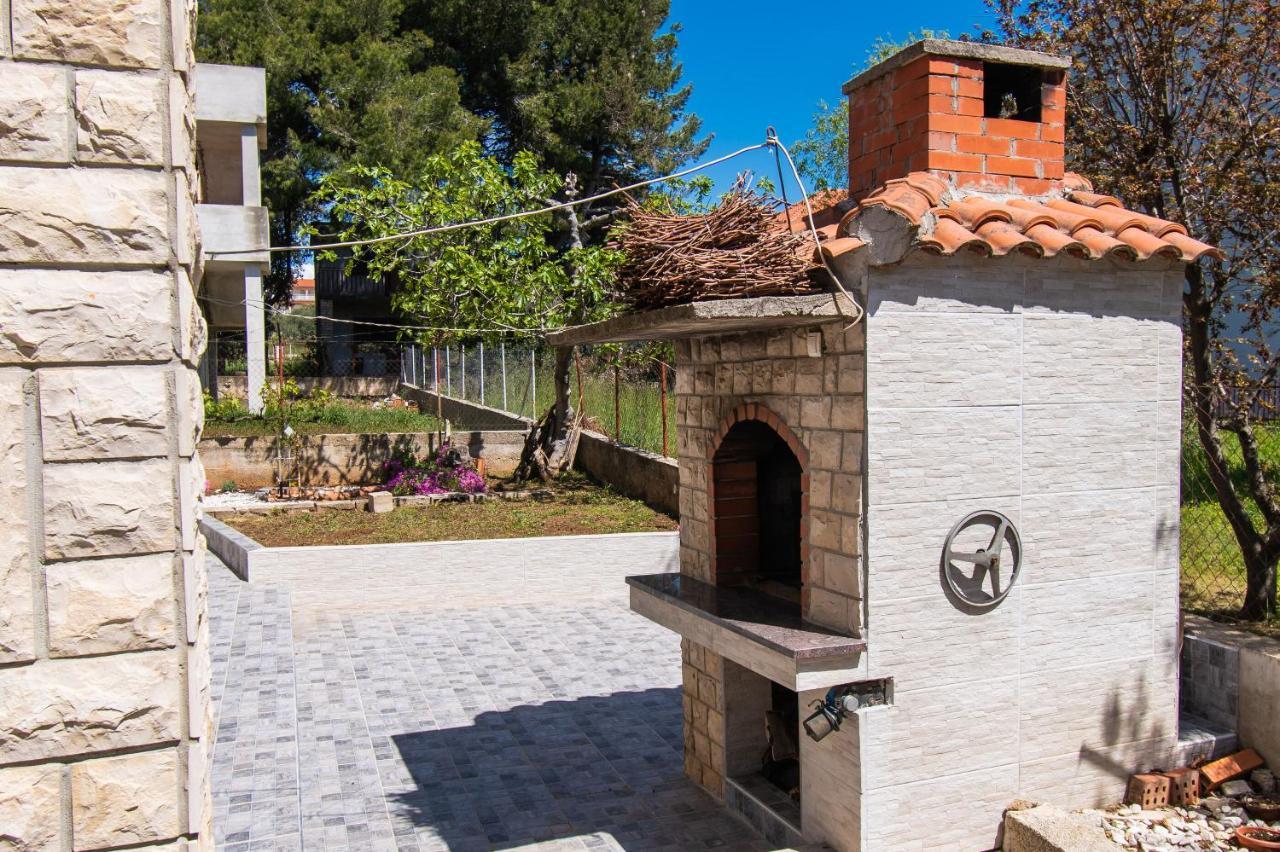Apartments Dijana Pakoštane Dış mekan fotoğraf